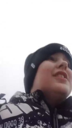 Я выхожу со школы