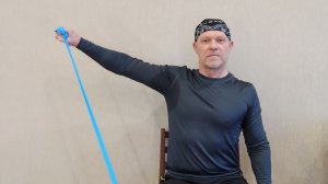 21-Подъём руки в сторону сидя (Single arm shoulder raise side)