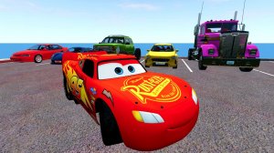 Молния Маквин и Тачки падают с обрыва! 🏎️💥 Крутые аварии и разрушения в BeamNG.drive