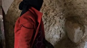 272ч.Кочевая жизнь: строительство пещер, открытие школ и горячая еда в холода