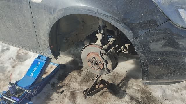 Замена стоек стабилизатора Opel