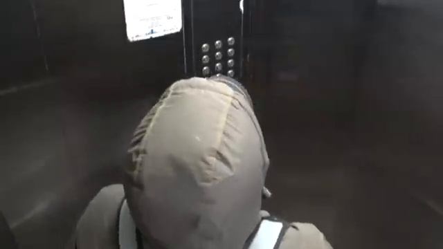 УМНЫЙ ЛИФТ НЕ ПУСКАЕТ ДОМОЙ ПРАНК