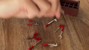 Коллекция литых автомобилей Hidden 1_18 _ Марк распаковывает модели