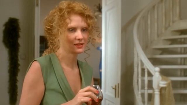 ВАМ ВСЕГДА БУДЕТ 18. Мне не больно…