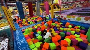 Развлекаемся с друзьями | Видео для детей