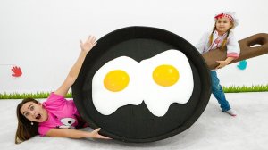 Крис учится готовить завтрак для мамы