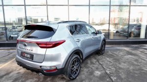 kia sportage Luxe + 2WD