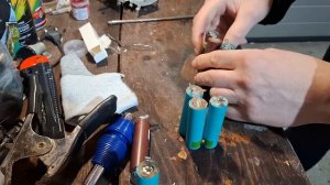 Как спаять аккумулятор 18650 Li-Ion для электроинструмента. Первый опыт.