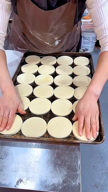 Слоеные блинчики с солью и перцем, приготовленные вручную, уличная еда Китая