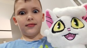 никогда не покупайте Лёшу на згляд милый котик но когда он один дома будет ж★па