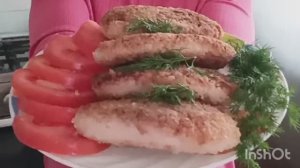 Теперь куриные котлеты готовлю только так! Получаются невероятно нежные!