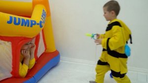 87 Мама почистила лук и положила в карман стала плакать без причины