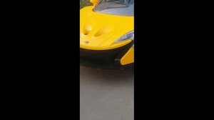 Почему электро мобиль детский завелся но не едет?
