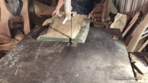 Из дерева и эпоксидной смолы я сделал суперпродукт