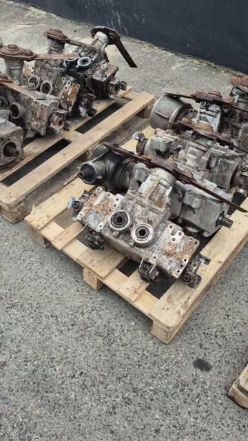 Компания Деталион предлагает качественный ремонт и восстановление редуктора 502795 для Geringhoff HS