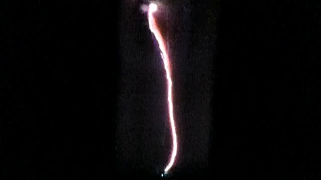 200квс Ртутно-кадмиево-ниобиевый (303) разрядник исходно с воздухом 40мм зазор + подмагничивание низ