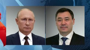 Владимир Путин поговорил по телефону с президентом Киргизии Садыром Жапаровым.