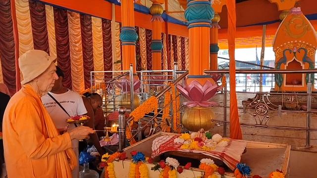 Сафари - День 1 - Клип: Отъезд, киртан и установка стоп Господа Чайтаньи - Аградвип, Чакунди