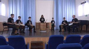 Музыка Африки звучит в Сальске: в школе искусств № 2  играют на джембе и дундунах