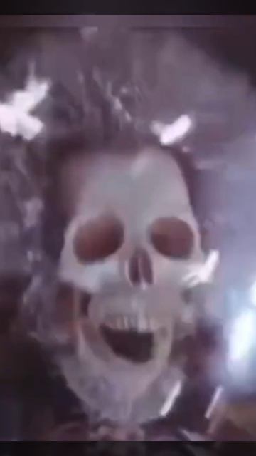 блондинка и электричество