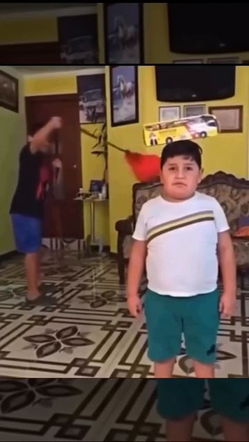 С братом всегда весело #shorts #юмор #смех #мемы #брат