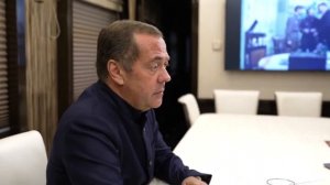 Полностью согласен 
и поддерживаю то, что сказал Дмитрий Медведев 👈🇷🇺👍