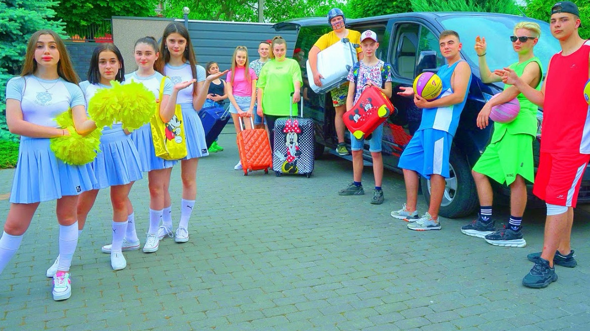 ДИАНА ОТКРЫЛА ЛАГЕРЬ ДЛЯ ЛУЗЕРОВ!!! 🤪 смотреть онлайн