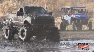 Танки грязи не боятся! Утопающие Монстр-трак Monster Truck в грязи 2026