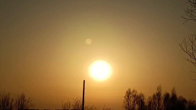 И снова  догорает день...