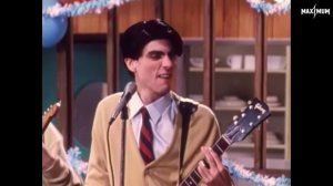 Weezer — Buddy Holly