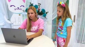 Настя учится зарабатывать деньги [get.gt]