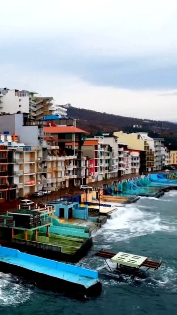 набережная санта-барбара посёлок утёс Крым