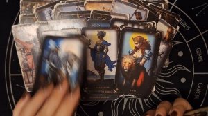 ТАРО РАСКЛАД\ КТО В ВАС ВИДИТ УГРОЗУ СОБСТВЕННОМУ БЛАГОПОЛУЧИЮ ?!