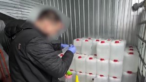 Два подпольных цеха по производству алкоголя и табака ликвидировали в Ростове-на-Дону