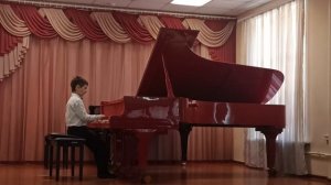 Бервинов Степан МБУ ДО "ДМШ N 1  г. Рубцовска"
Д. Шостакович " Весёлая сказка ".mp4