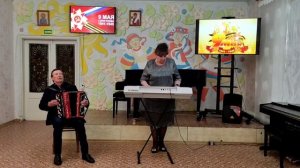 «В лесу прифронтовом»