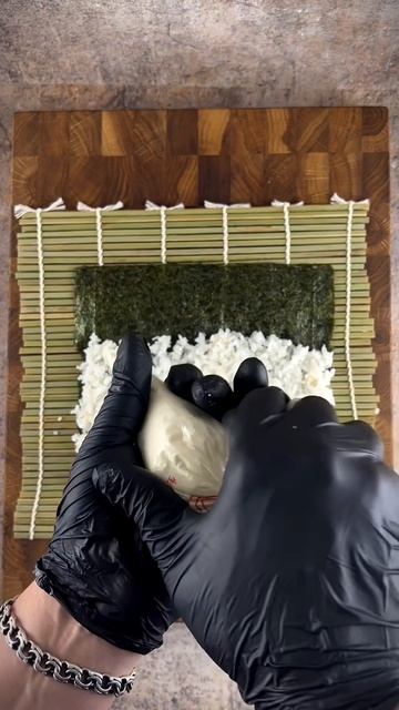 ЗАПЕЧЁННЫЕ РОЛЛЫ