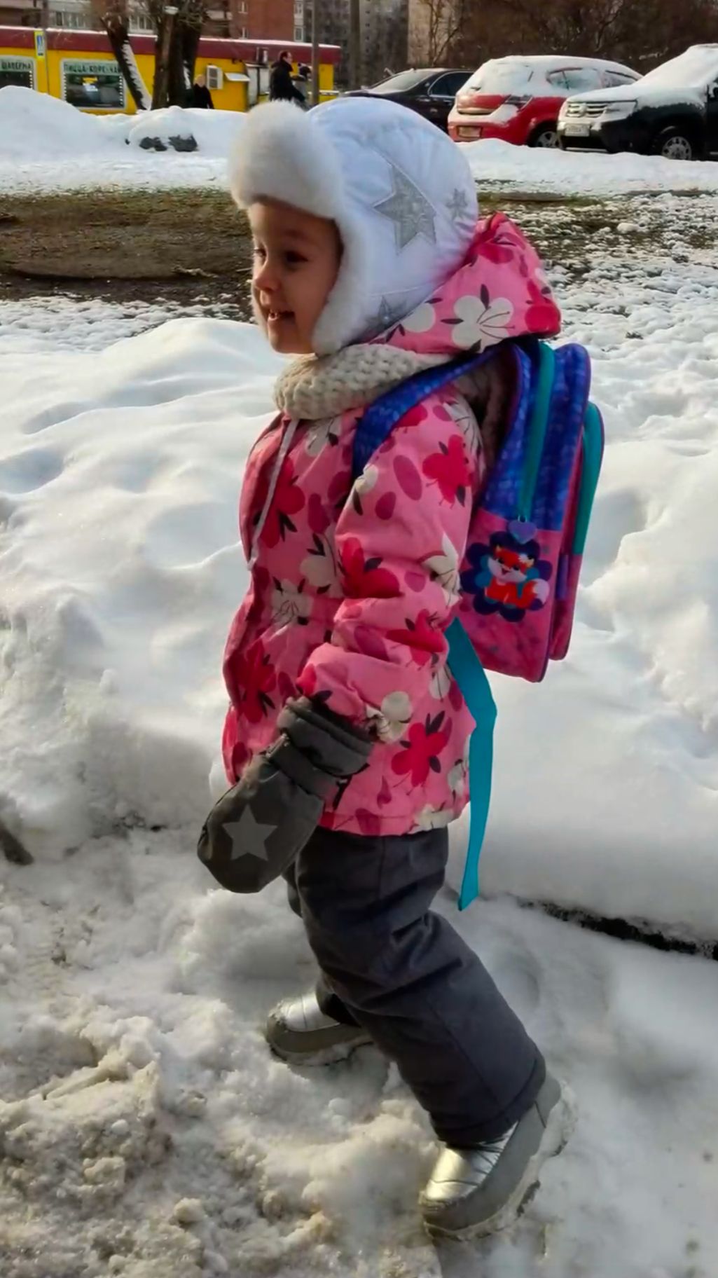 Аришкин ранец. Маленькая прогулка