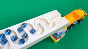 Мультики для детей | Гонка Шариков! Машинки и Спецтехника 🚗