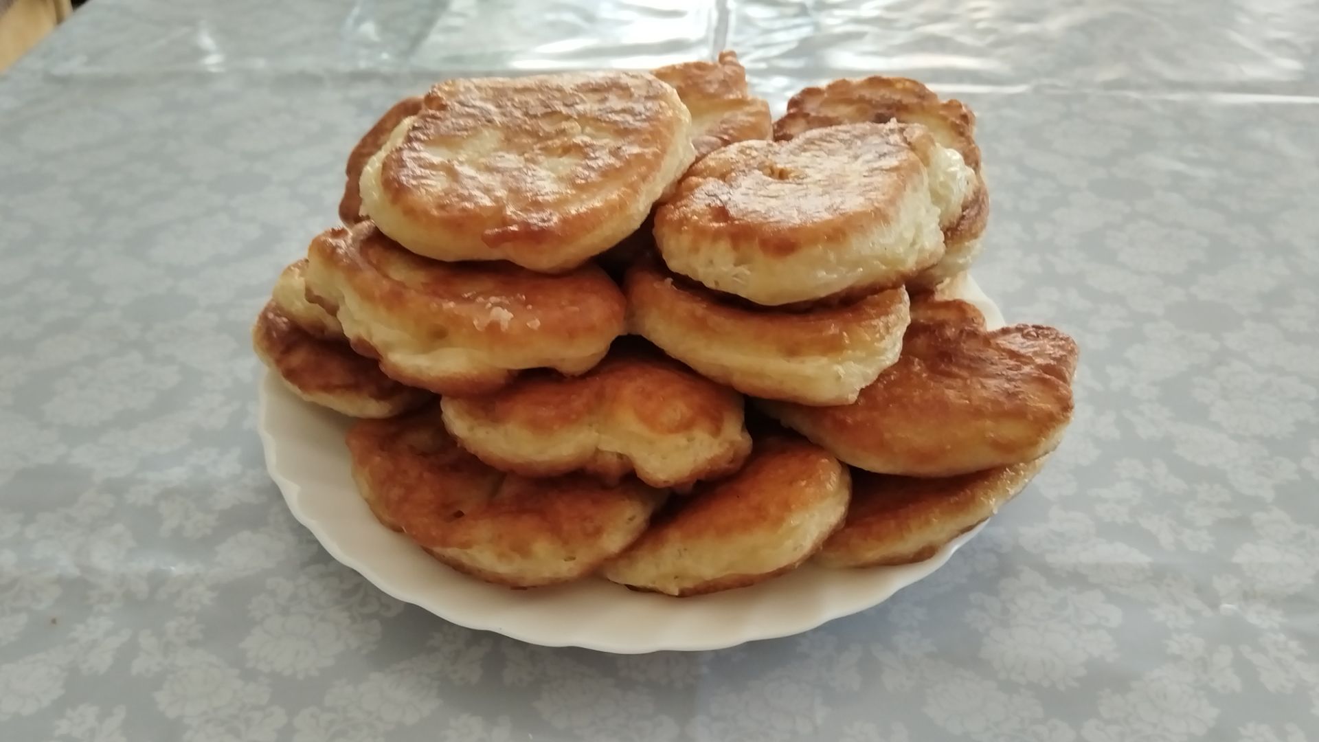 Смешные и неприятные воспоминания о поездке. Пеку постные хрустящие оладьи.