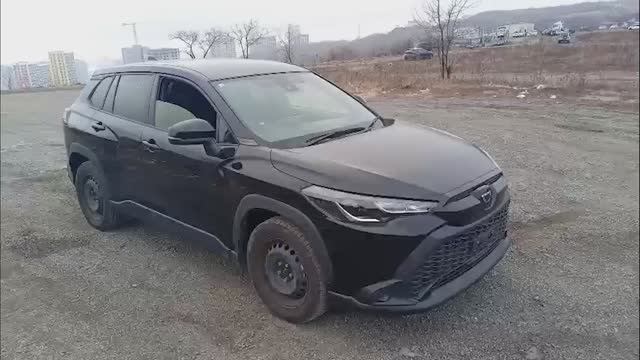 Забрали Toyota Corolla Cross из таможни