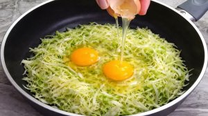 Этот рецепт для капусты с яйцами стал вирусным! Вкуснее пиццы с мясом, готовьте хоть каждый день.