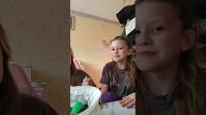 А я опеть не одна