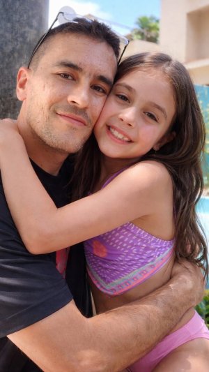 Некоторых из девочек, о которых я забочусь, я люблю.