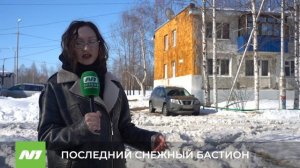 Сугробы на Гагарина 6 и 7б. Нижневартовск