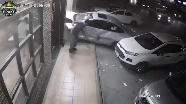 125 Shocking Moments Of Idiots In Cars Got Instant Karma [get-save.com]