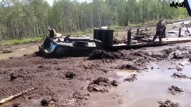 ВИТЯЗ ДТ30 — легендарный 30-тонный гусеничный вездеход