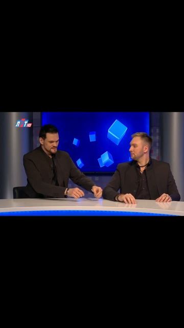 Хотите посмеяться - тогда обязательно посмотрите фрагмент этого интервью)