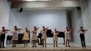 "Шла девочка по лесочку", польская песня, обр. М. Коваль - Волковой