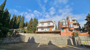 Обзор 3- комнатной квартиры на продажу в Ялте, ул. Сеченова